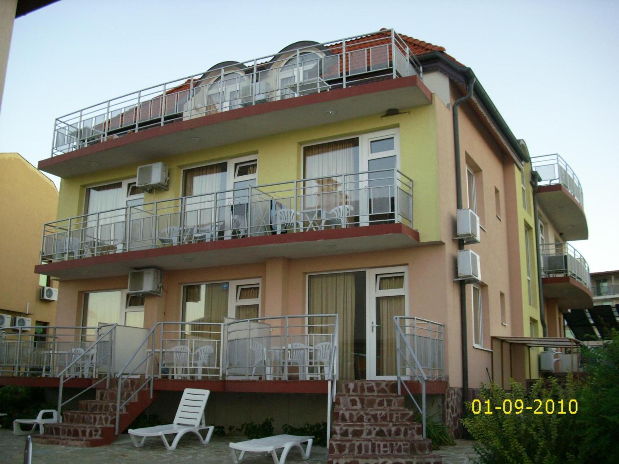Barex Family Hotel โซโซโปล ภายนอก รูปภาพ