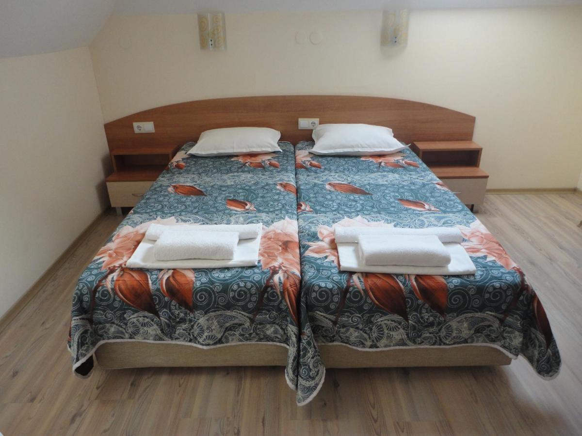 Barex Family Hotel โซโซโปล ภายนอก รูปภาพ